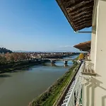 Vespucci Luxury Apartment With Amazing View By Mamo Florence